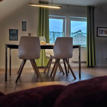 Surforama Studio Apartment Mit Meerblick Und Garten Fehmarn Exterior photo